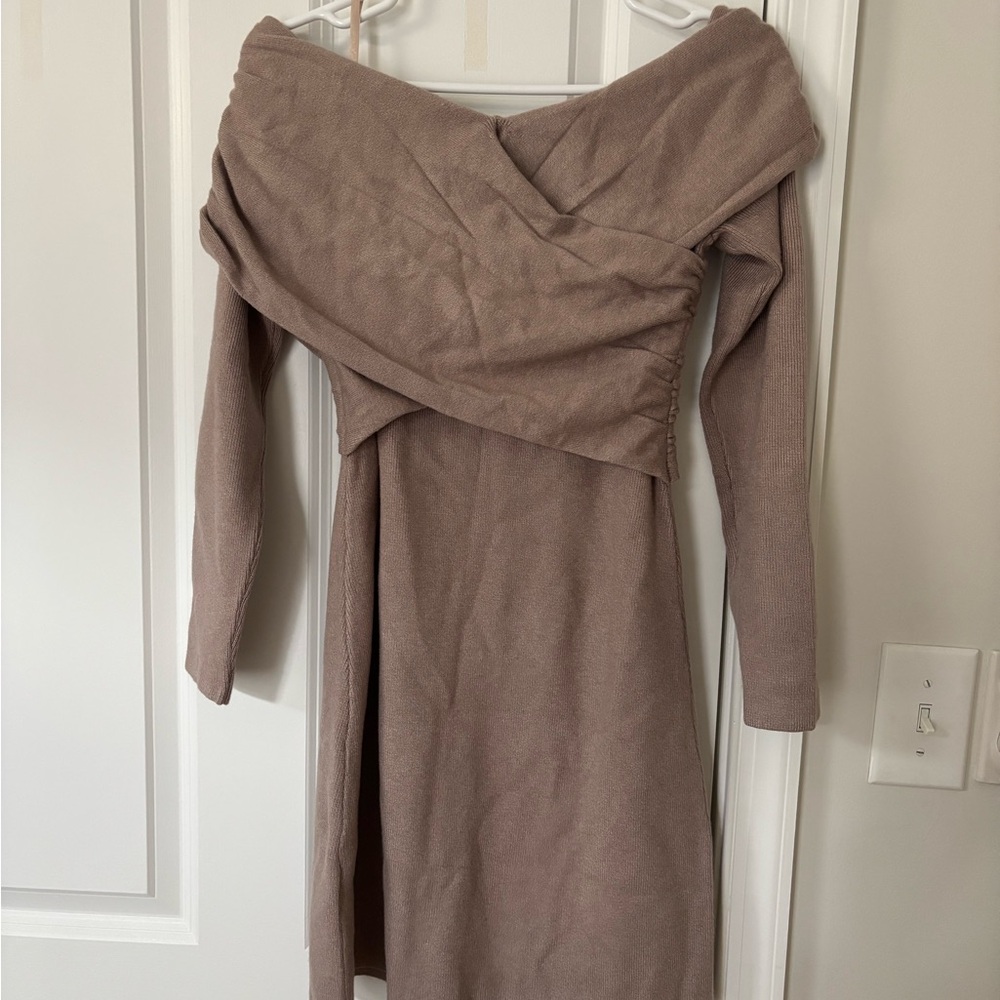 Abercrombie Off-Shoulder Taupe Dress